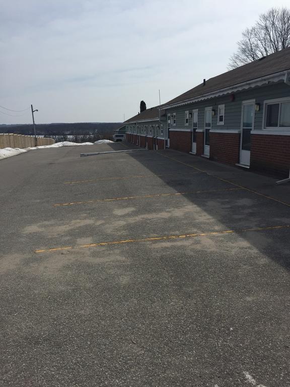 Shamrock Motel Midland Luaran gambar